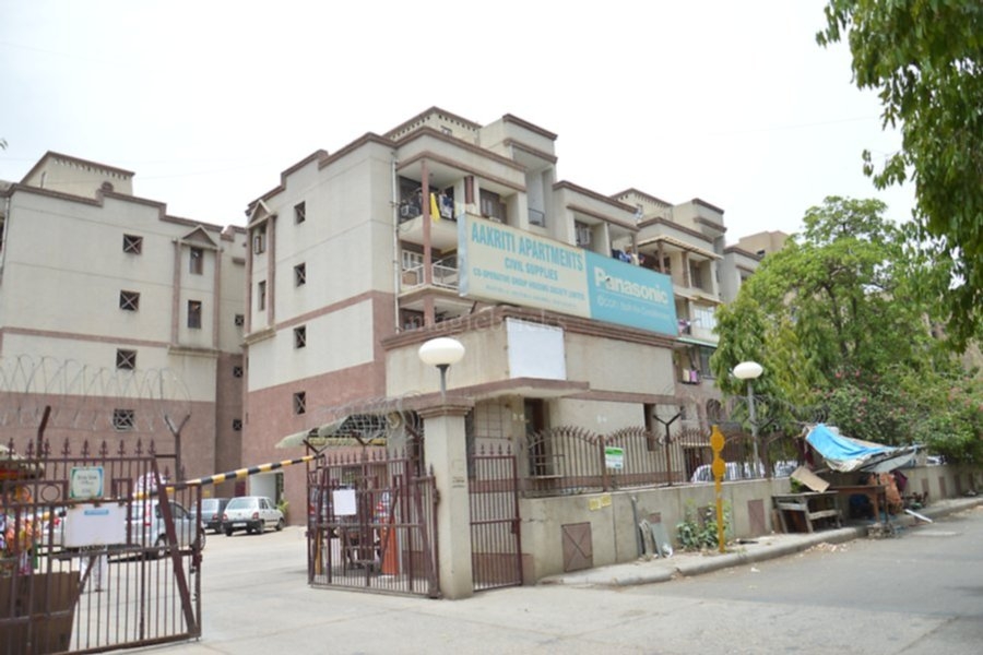 3 bhk flat for sale in Aakriti Apartment 1